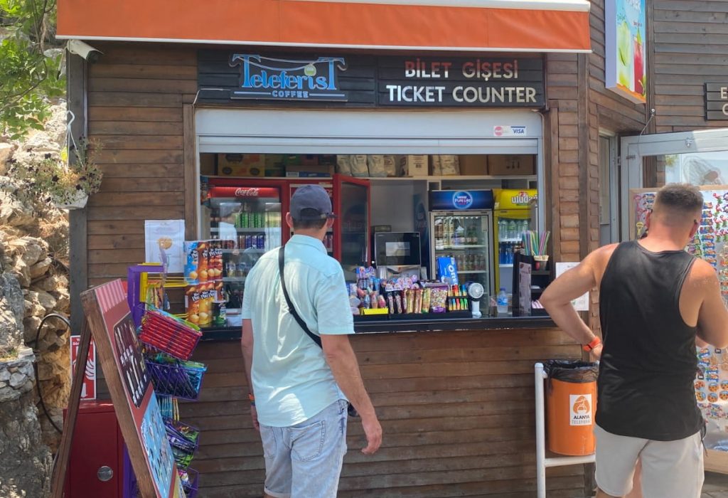 WhatsApp Image 2025-10-09 at 12.10.22 (2)